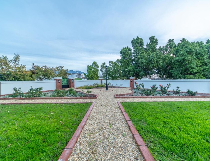 4 Bedroom Property for Sale in Val De Vie Estate Western Cape